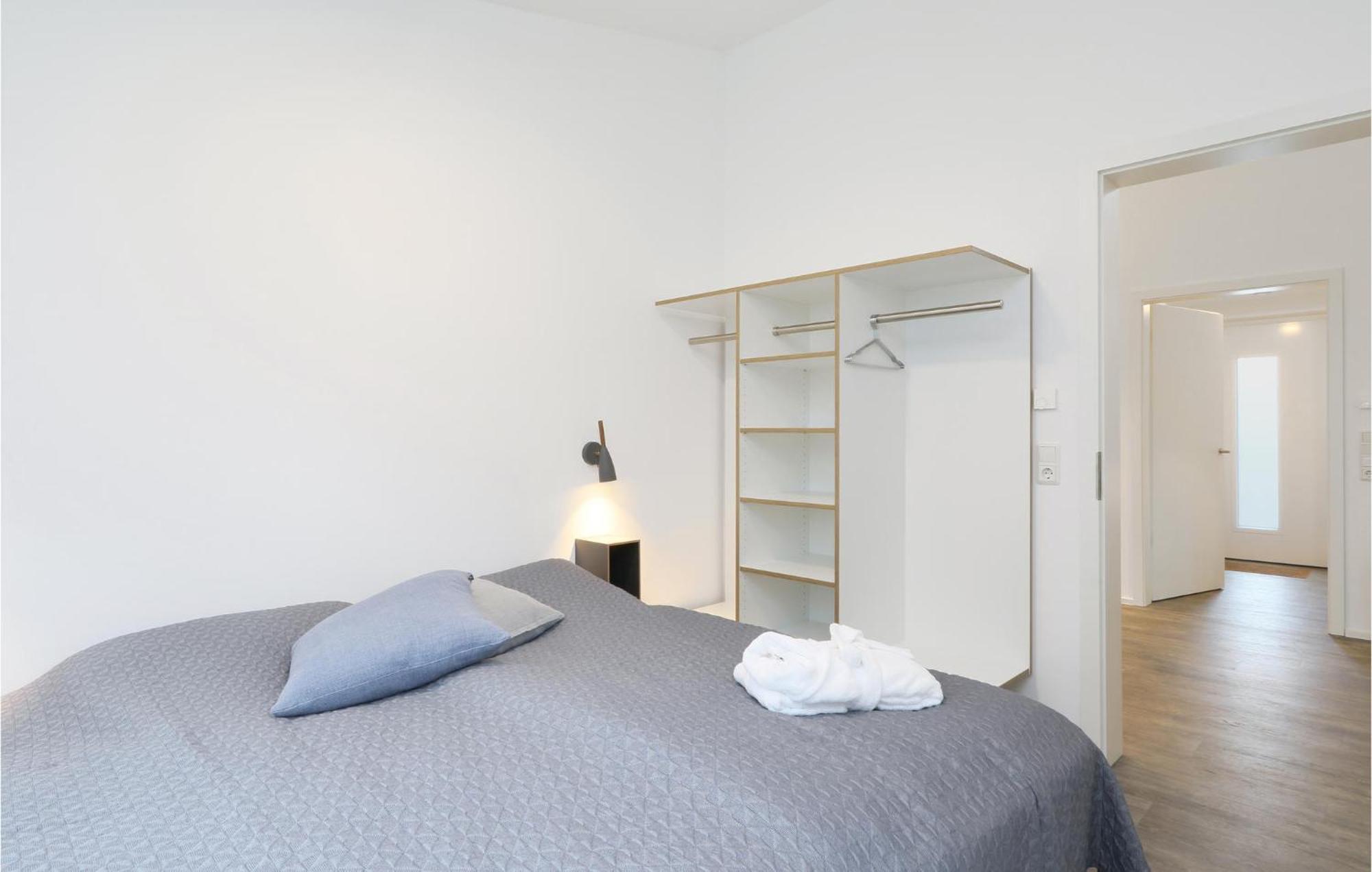 2 Bedroom Cozy Home In Lembruch-Duemmer See Exterior foto